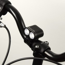 luz-delantera-bicicleta-explorer-1600-lumenes (2)